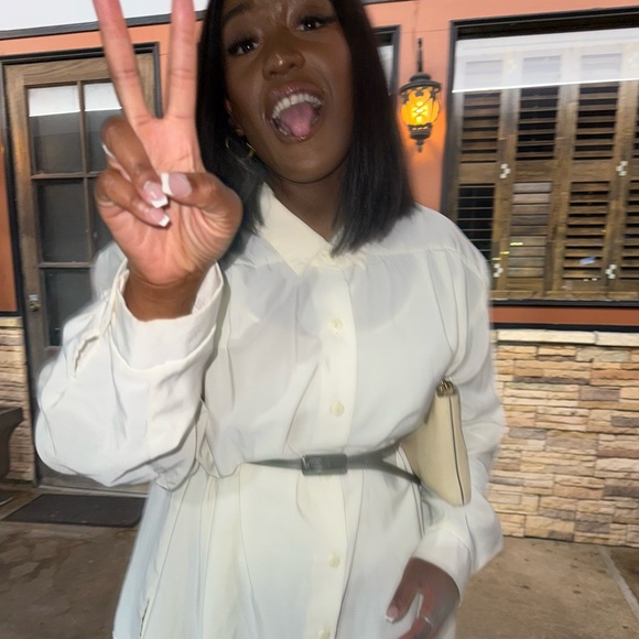 Meet your Posher, Marian - Picture 2 of 2